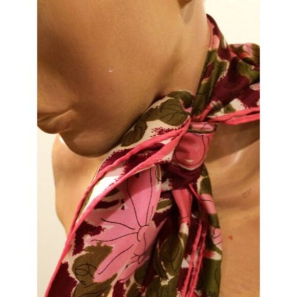 Vintage Vera 1970s Floral Silk Head Scarf - Picture 8 of 11